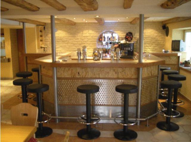 Hotel Restaurant Kroell Waengle ภายนอก รูปภาพ